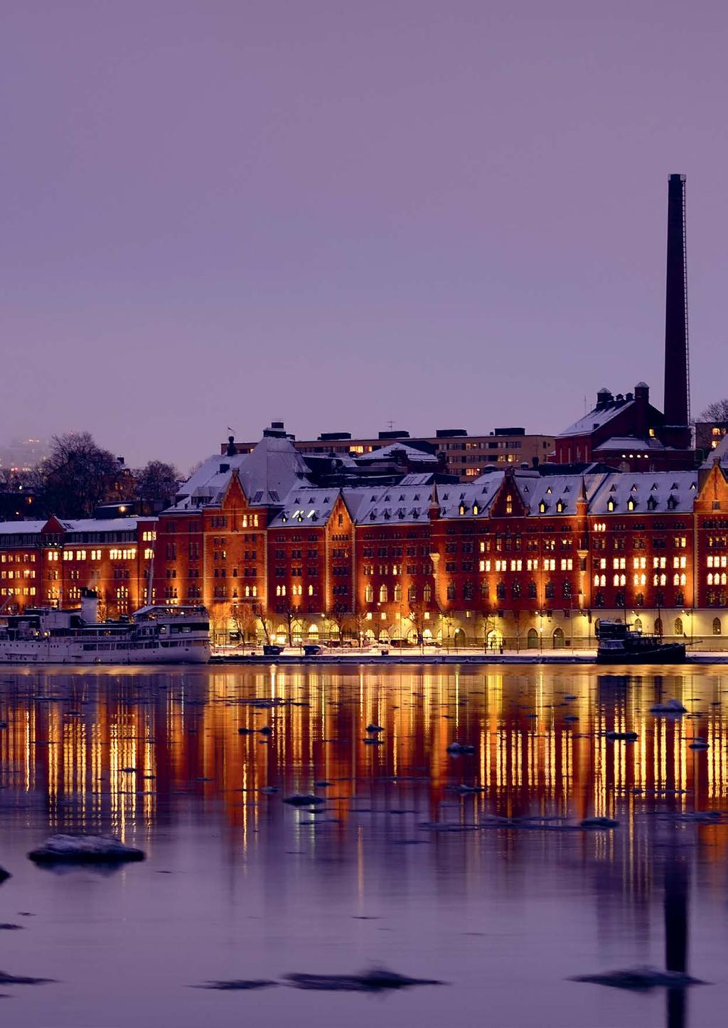 Södermalm har ett levande stadsliv och omgärdas av vatten vilket är en uppskattad kvalitet Lokala utvecklingsmöjligheter Södermalm har ett levande stadsliv med stort inslag av service.