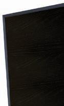 Line vit 19 mm med integrerat grepp Slät lucka av målad MDF, dekorlist i alu vid greppen, NCS S0300-N 28 700 kr Metro ek 19 mm Slät lucka av liggande fanerat trä, svagt avrundade kanter i massivt trä