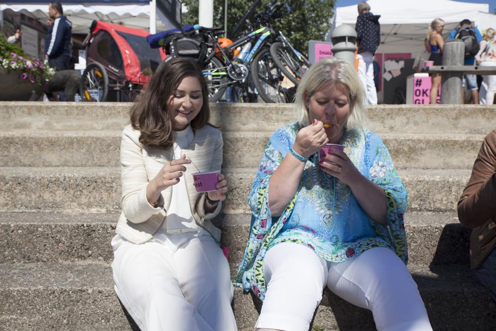 Almedalen Under årets Almedalsvecka hade Sveriges Elevkårer en vers vardag och konsekvenser av en dålig psykosocial delegation på 10 personer närvarande.