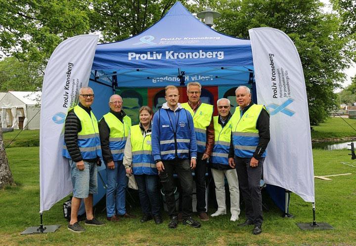 Motorcykelkortege i Umeå kl 12.