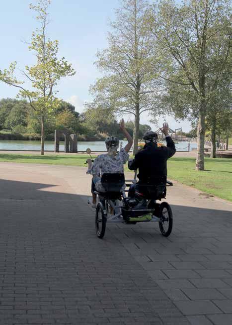 lite rörligare och roligare för personer med olika funktionshinder. Corina Carlgren, Silviasyster på Lomma kommun, berättar: En parcykel har länge stått högt upp på vår önskelista.