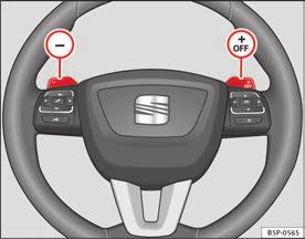 Utförandet i fordon för högertrafik är symmetriskt spegelvänt. Använda Tiptronic med rattens vippbrytare I läget D eller S flyttar du rattens vippbrytare bild 135.