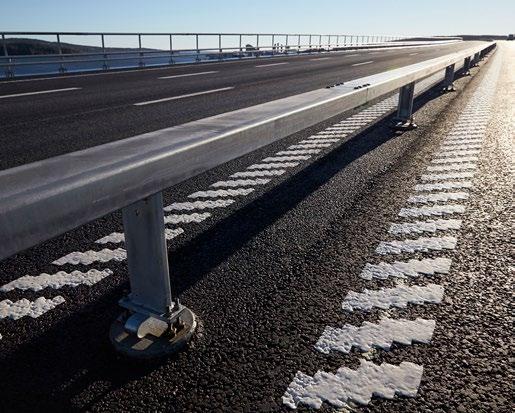 Birsta 1P En i raden av våra egenutvecklade produkter är Birsta 1P. Räcket är ett resultat av omvärldens krav på ökad trafiksäkerhet och minskade materialskador.