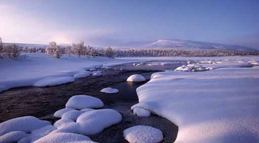 Foto: Anders Dahlin Spa & Relax Avsluta dagen med ett varmt utomhusbad eller tillåt dig en stunds avkoppling med t.ex. skön massage eller inpackning efter en dag på fjället.