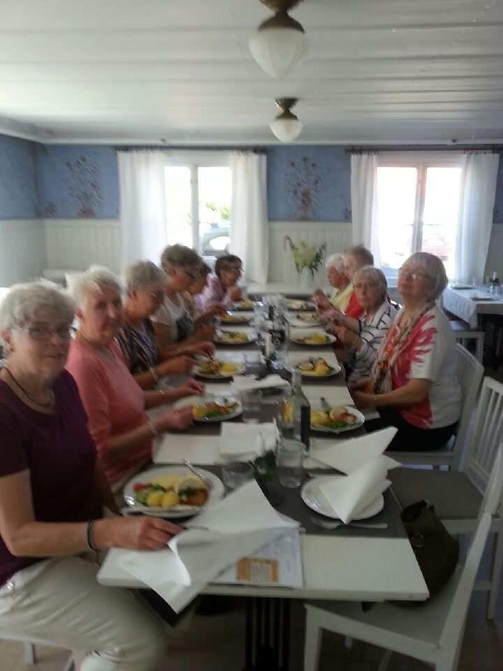 Träffar för daglediga Baddag Onsdagen den 27/9 kl. 13:00-15:00 Lördagen den 14/10 Kl.
