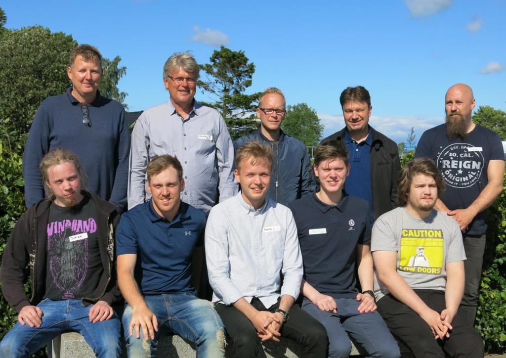 Sida 17 av 27 Bakre raden: Peter Nilsson Värö, Anders Engquist - P&L, Teddy Buske Östrand, Magnus Eriksson - Östrand, Peter Karlsson - Karlsborg Främre raden: Johan Åkerman - Karlsborg, Oskar