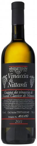 Italien - Fattoria Nittardi Vinaccia di Nittardi Grappa Grappa är ett destillat av druvrester (vinaccia).