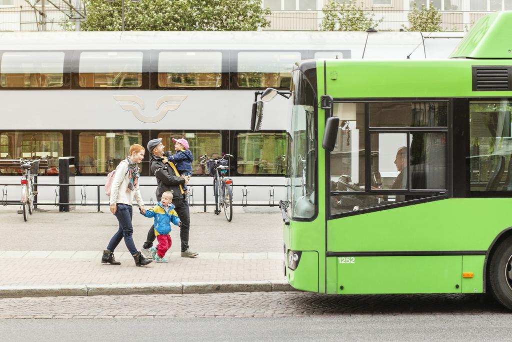 Tillgänglig kollektivtrafik Tillgänglig kollektivtrafik mäts i huvudsak kvantitativt utifrån fordons och bytespunkters tillgänglighet för funktionsnedsatta.