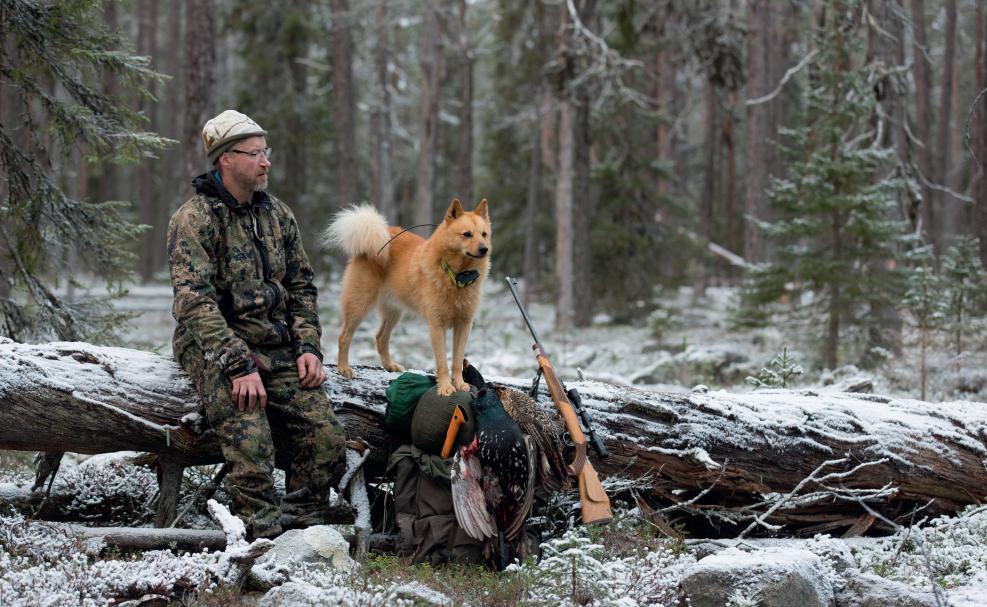 Ett annat alternativ för överföring (från ett EU-land) och införsel (från ett land utanför EU) av skjutvapen och patroner till Finland är ett privat införseltillstånd som beviljats av