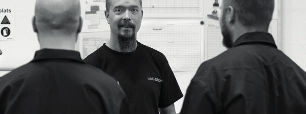 HÅLLBARHET VBG GROUP ÅRSREDOVISNING 2017 Fakta, affärsetik Åldersfördelning, % 9 16 24 23 28 < 30 år 30 40 år 40 50 år 50 60 år > 60 år Anställningstid, % 11 10 45 15 19 < 5 år 5 10 år 10 15 år 15 20