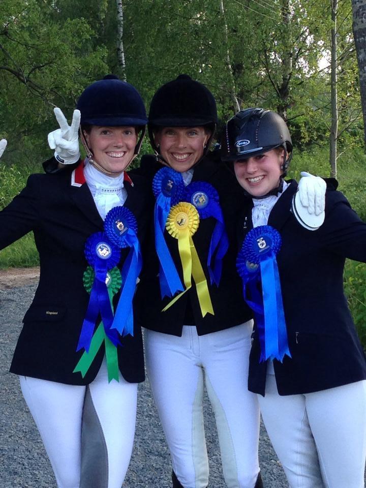Ridsklecup Vinnare i 2014 års ridsklecup blev: Dressyr häst: Helena Callvik Dressyr pnny: Hanna Janssn Hppning häst: Anna Wass Hppning pnny: Jhanna Lundström Bästa allrund ryttare häst: Anna Wass