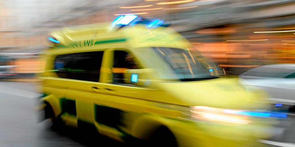 Läsandets-cirkel (finns som bilaga) Bilagor: Text om olyckor där folk filmar istället för att hjälpa http://www.gp.se/nyheter/g%c3%b6teborg/filmar-olycka-i-st%c3%a4llet-f%c3%b6r-atthj%c3%a4lpa-till-1.