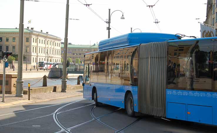 Innehåll 1 Grundläggande regler och bestämmelser 6 1.1 Utfärdare och giltighet 6 1.2 Säkerheten främst 6 1.3 Utbildning 6 2 Definitioner och signalmedel 7 2.1 Definitioner 7 2.1.1 Bemannad arbetsplats 7 2.