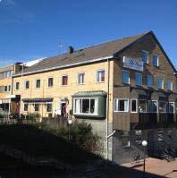 Rekommenderat boende Hotel de Geer 3 km från Finspångs GK och är beläget mitt i centrala Finspång.