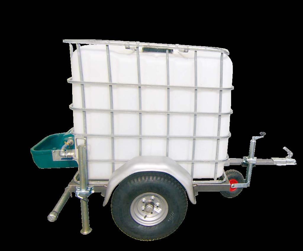 Vattenförsörjning Vattentank på hjul för djur i hagen eller till ridbanan Vattentank på hjul