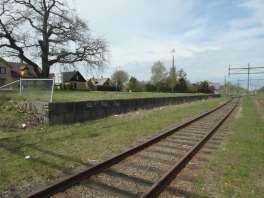 Lastkajerna byggdes oftast med sten- eller betongkant (bild 60), men längre tillbaka fanns det även lastkajer i trä.