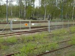 Andra tavlor signalerar stopp vid spårets slut, eller vid något hinder (bild 141, visar
