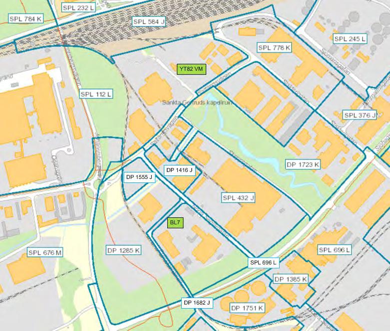 Figur 4.4. Karta över gällande detaljplaner som omfattar de olika alternativen för ledningssträckor från Block 7 (BL7) och YT82 VM [23]. I Tabell 4.