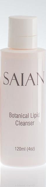 Den är rik på vitamin A, C, E och F. Loquat är mycket antioxidant, full av omega 3 och omega 6 fettsyror. Den är antiinflammatoriskt och lugnande.