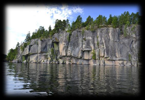 Berättartur på Boxholm II 12/7 & 26/7 kl.18.00-21.00. Samling: Tranås hamn. 350 kr/person. Johan Birath tar med er på en ångbåtsfärd med fängslande historier och vackra vyer över Sommen.