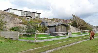 10 KUSTNÄRA FASTIGHETSMÄKLARE 1/2017 VALÖN HAMBURGSUND Fantastiskt beläget fritidshus på Valön, söder om Hamburgsund med fin havsutsikt.