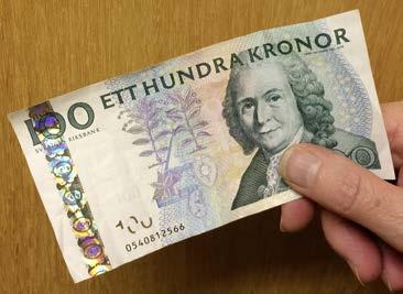 Värdelös kan bli värdefull När jag rotade bland strumporna i byrålådan dök en gammal bekant upp: Carl von Linné. Det var länge sedan vi sågs. Vad gör du här i lådan? undrade jag.