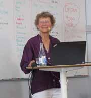 8 MAT FÖR HJÄRNAN Föreläsare: Charlotte Erlandson-Albertsson, Lunds universitet. www.erlandson-albertsson.