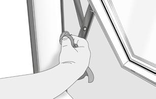 OBS: Öppningsspärren har en låsfunktion (den röda låsplattan), den ska vara låst uppåt i samband med fönsterputsning (5).
