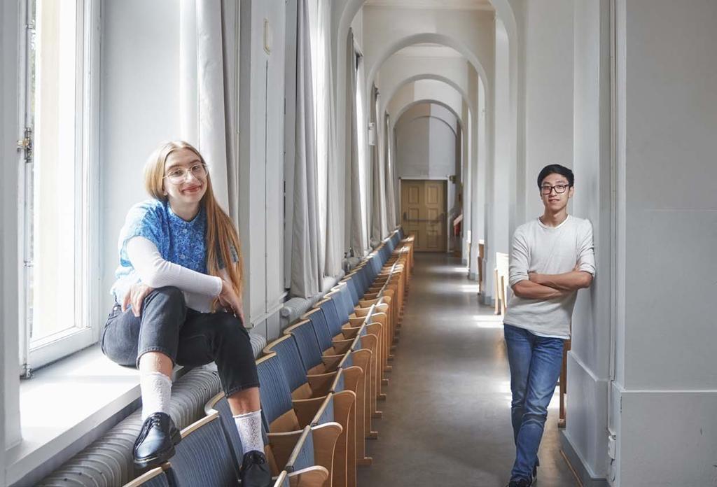 International Baccalaureate Du får koncentrera dig på sex ämnen vilket leder till djupa ämneskunskaper.