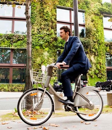 Inte bara i Sverige utan världen över pågår ett intensivt arbete för att skapa hållbara mobilitetslösningar. Mobilitet är en nyckelfråga för hållbar stadsutveckling.