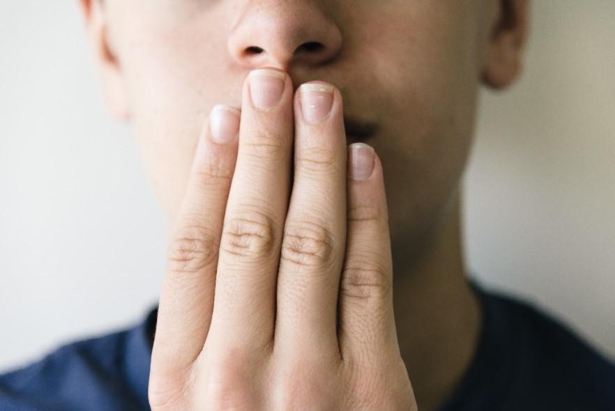 Personlig integritet och tystnadsplikt Enligt Sekretesslagen har alla personliga assistenter tystnadsplikt om brukarens personliga förhållanden och dennes familj.