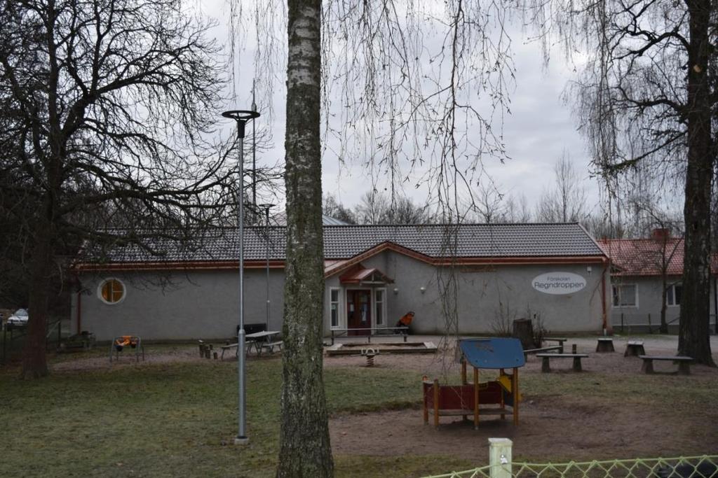 pedagogerna. Vi ser gärna att konstnärerna skulle samarbeta med barnen på förskolan.
