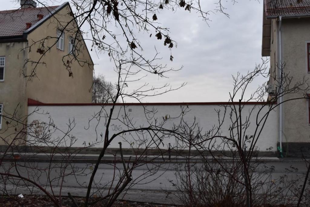 Vägg mellan ATEA och Svenssons foto, Kungsgatan En vägg som det klottras mycket