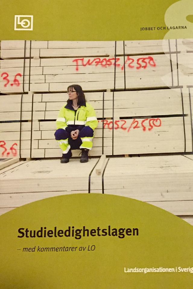 Studieledighetslagen Sedan 1975 finns en lag i Sverige som reglerar rätten att vara ledig från arbetet för att studera. För vem gäller lagen?