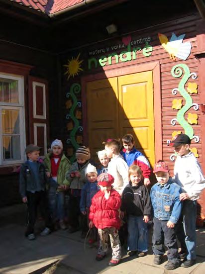 Närområdessamarbete Inom ramen för närområdessamarbetet bedrivs empowermentprojekt med två olika inriktningar, dels med fokus på främjande av jämställdhet och för att motverka våld mot kvinnor, dels