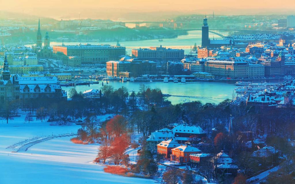 VINTERNATT I GAMLA STAN /SHUTTERSTOCK Varmt välkommen på julfest med julgröt tisdagen den 12 december kl. 17.00!