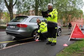 Sida 9 (15) För att uppnå denna vision arbetar Trafikkontoret på flera sätt för att minska nedskräpningen: Öka renhållningsinsatserna Städa mer då människor rör sig i den offentliga miljön Uppfylla