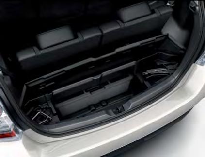 Maximala möjligheter. Toyota Easy Flat seat system Oavsett om du behöver medium, stort eller extra stort bagageutrymme så finns det.