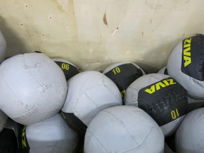 00 kr momsfritt Wallball 6 kg ZIVA Begagnad 1098-071 Avslut: 2018-06-26 20:10 450.