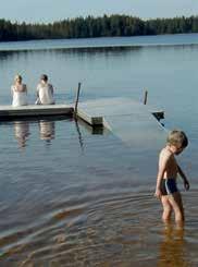 Ljustorpsån, Lögdö bruk Vid Lögdö bruk finns flera fina sandbankar i ån, där många boende badar. Parkera på Lögdö Bruk. Det är uppfriskande strömmande vatten.