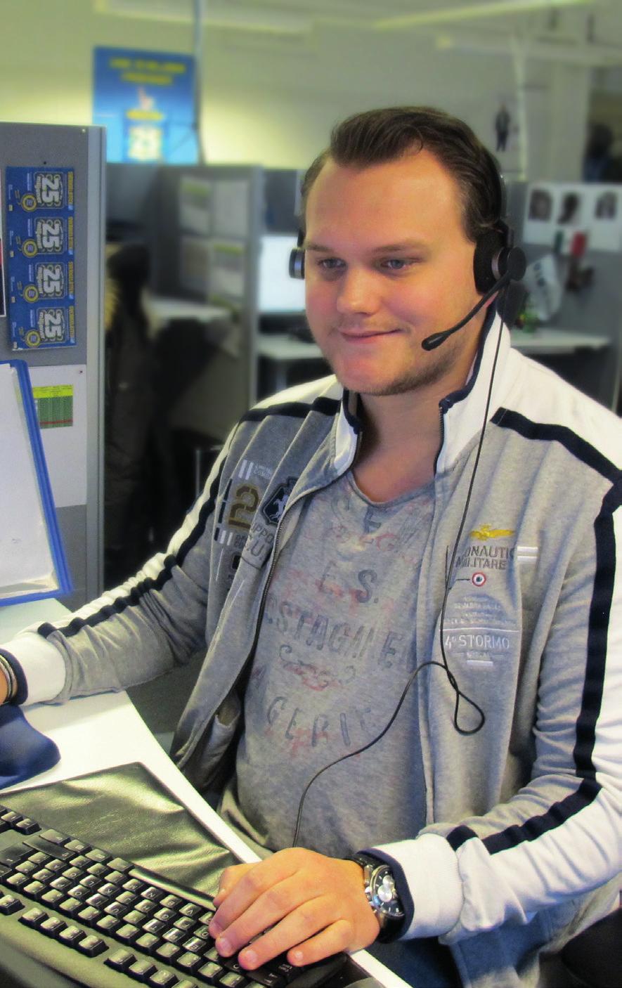 Så kommer din förening igång med försäljningen! Andreas Branting, 26 år, jobbar som säljare för Folkspel. Han har daglig kontakt med föreningar som debuterar som lottförsäljare.