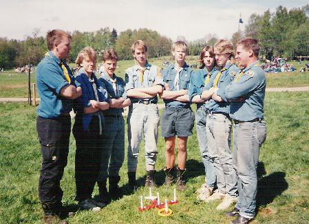 Maj Den 7 maj deltager miniorscouterna på MOS = Miniorscouternas Olympiska Spel. En 3:e plats blev resultatet. Årets Pingstläger skedde den 13-15 maj på Sonnarp. Här deltog 38 stycken från kåren.