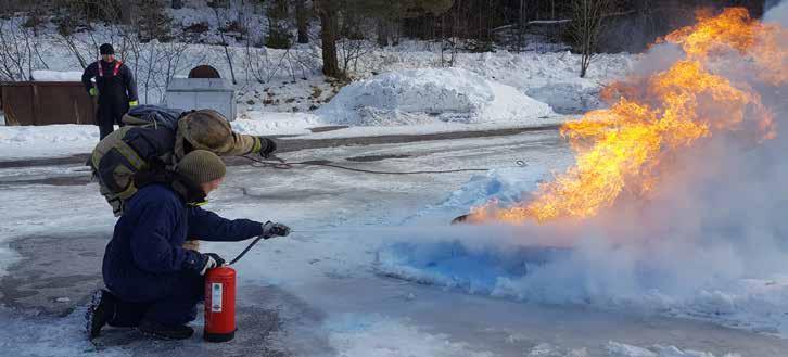 På utbildningscentrat för brandmän och poliser i Rosersberg finns verkligen alla förutsättningar för att få en grundläggande förståelse för hur man ska tänka och agera vid olyckshändelser och