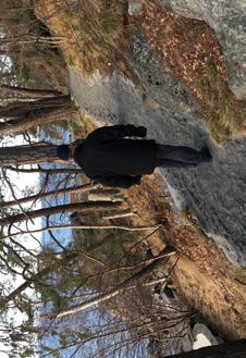 Nu på eftersommaren har man röjt och slagit hela strandområdet mellan båthamnen och bort förbi Höguddsvillan. Det blir ljust och välvårdat! Tanken är att denna slåtter ska bli årligen återkommande.