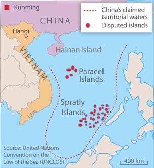 De kinesiska kraven på öarna Bakgrund till Spratlyöarna De länder som har anspråk på hela eller delar av Spratlyöarna är: Brunei, Filippinerna, Kina, Malaysia, Taiwan och Vietnam.