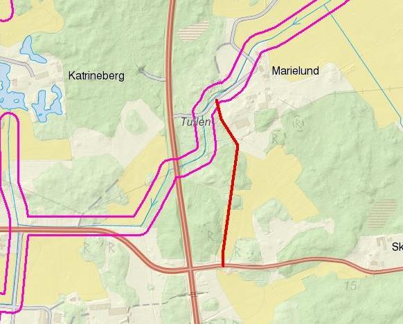 Tullen - Enligt förslag för vägdragning (röd markering) enligt bild nedan kommer vägen dras inom område som omfattas av strandskyddsbestämmelserna (rosa markering). 6.