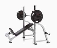 41311633 Black 41311631 Silver Dimensioner: L 201 x B 176 x H 127 cm OLYMPIC INCLINE BENCH FW164 Bänken är