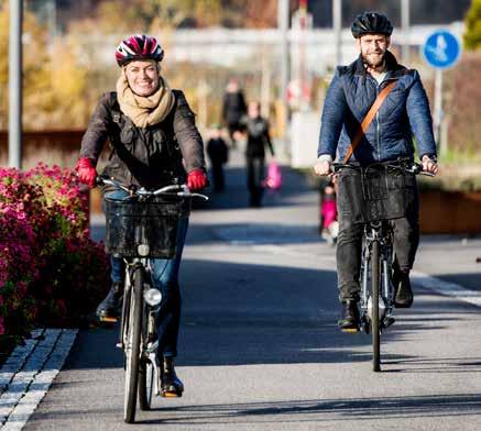 Att ta sig fram till fots eller med cykel ska vara det naturliga förstahandsvalet av färdmedel för resor inom kommunens tätorter.