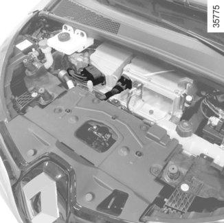 ELBIL: presentation (4/5) A 6 Symbolen A visar de elektriska delarna på din bil som kan skapa risker för din säkerhet.