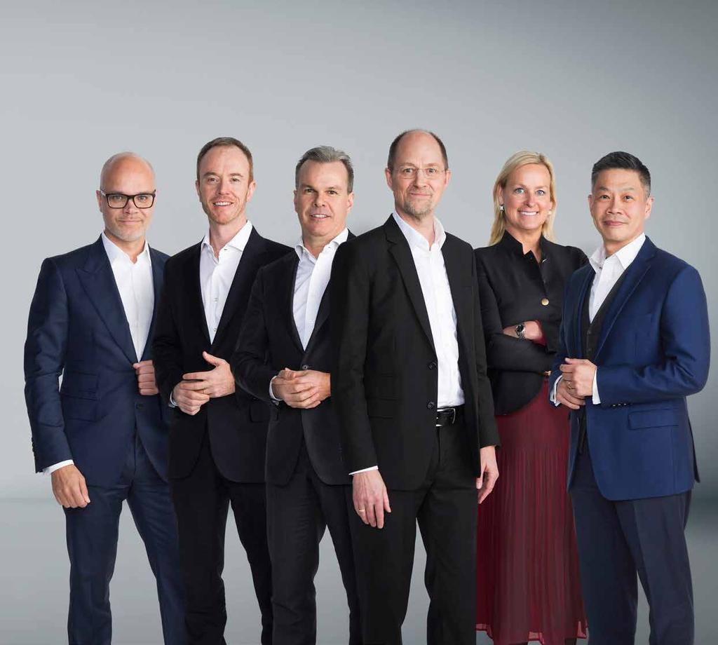 Bolagsstyrningsrapport 161 8 4 11 1 7 KENNETH L. NG Chef för Vitvaror Asien/ Stillahavsområdet och vice verkställande direktör. Född 1962. USA. MBA och B.S. i marknadsföring.